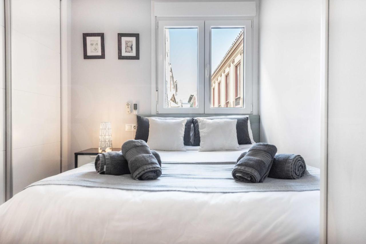 말라가 Cosy Flat With Private Balcony - Historic Center By Rems 아파트 외부 사진