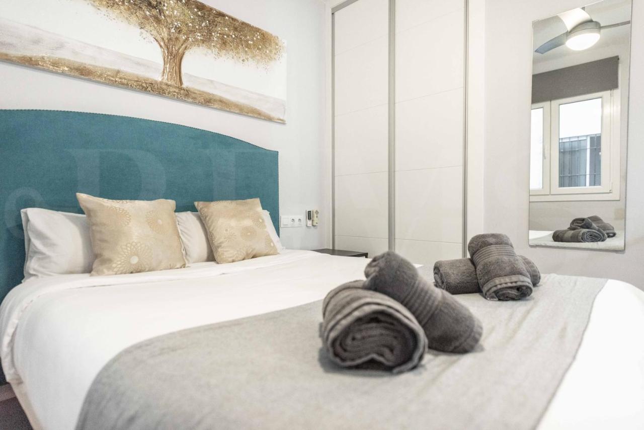 말라가 Cosy Flat With Private Balcony - Historic Center By Rems 아파트 외부 사진